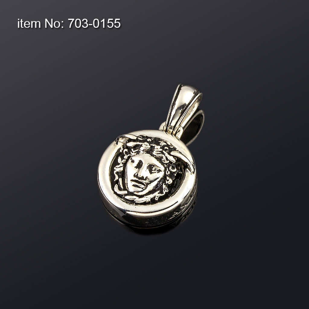 Sterling Silver Pendant (20.5mm width) with medousa insert