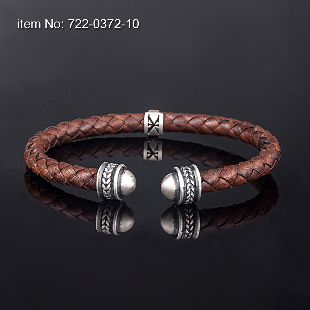 Bracelet with Sterling Silver motif and 6mm braided genuine leather