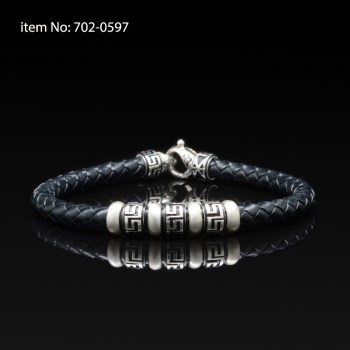 925° Ασημένιο Βραχιόλι με ροδέλες και τριπλό μοτίφ μαιάνδρους, 6mm πλεχτό μαύρο δέρμα 702-0597